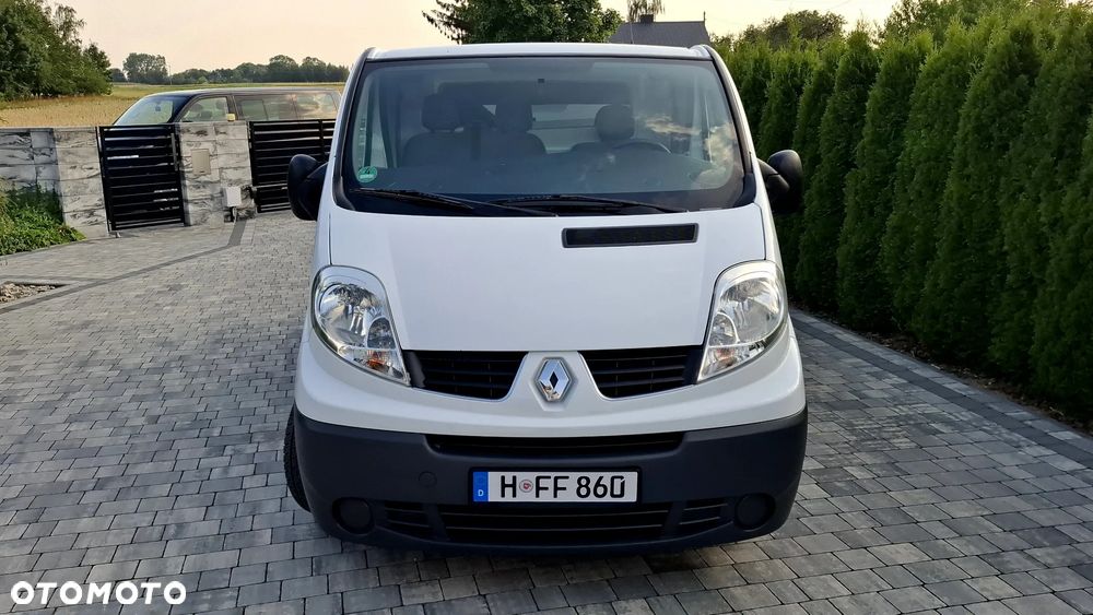 Renault Trafic - 8
