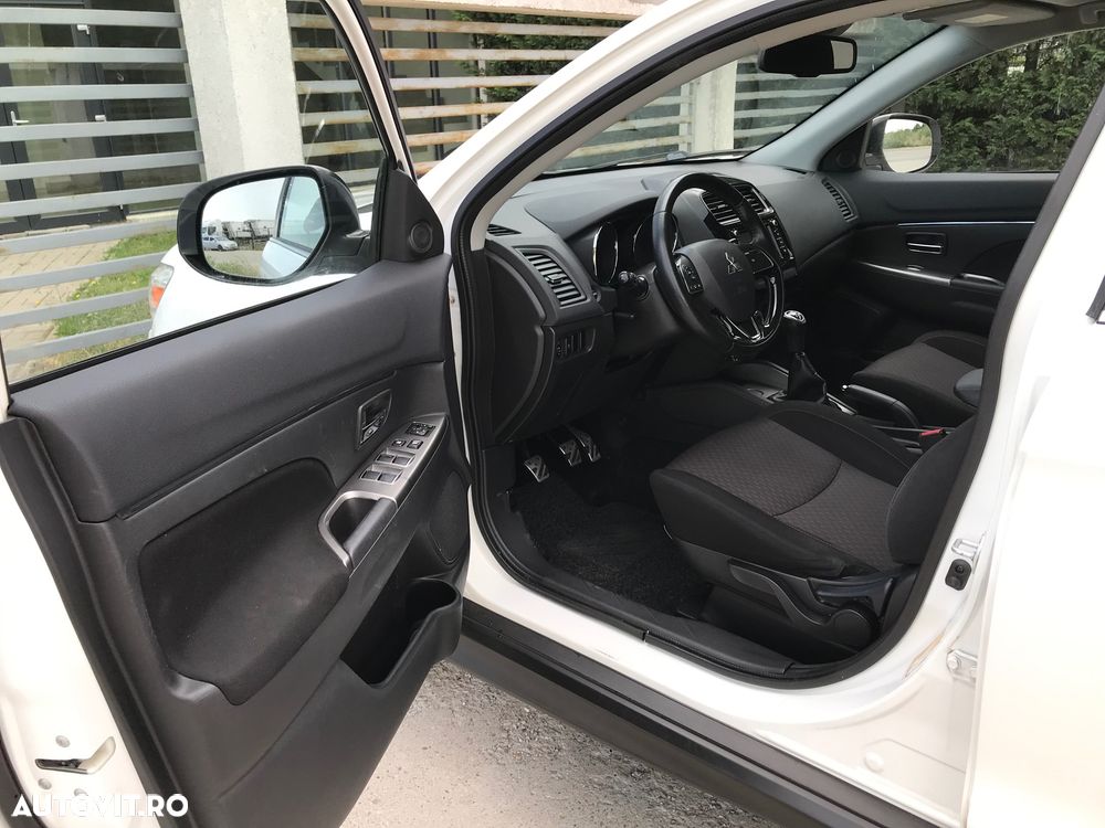 Mitsubishi ASX 1.6 2WD Inform - 18