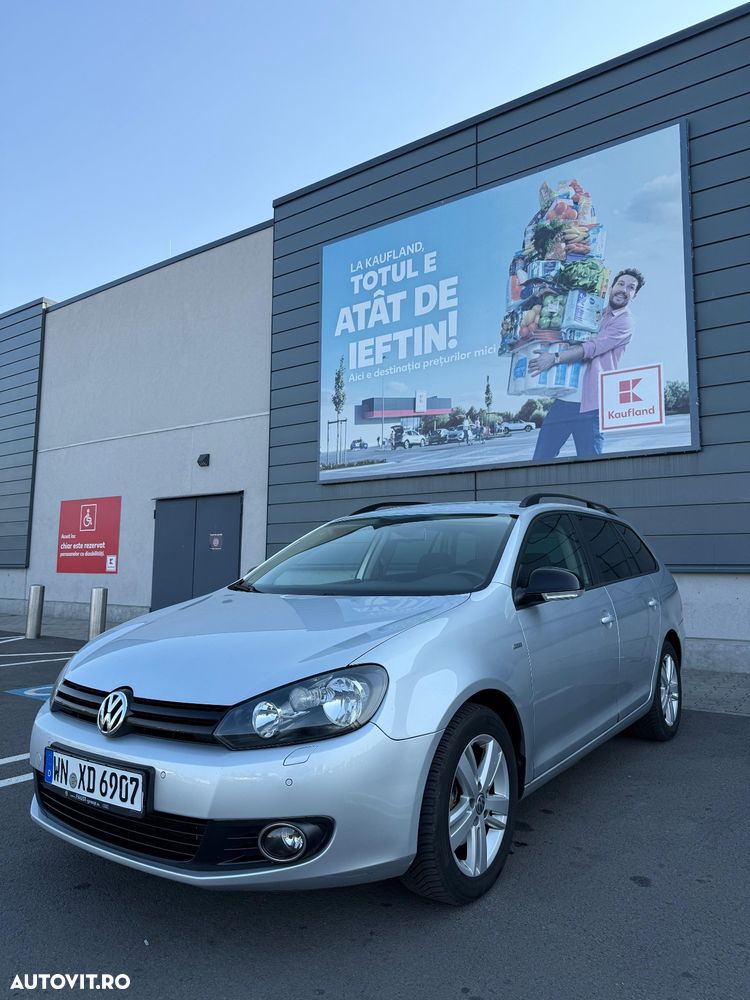 Volkswagen Golf - 1