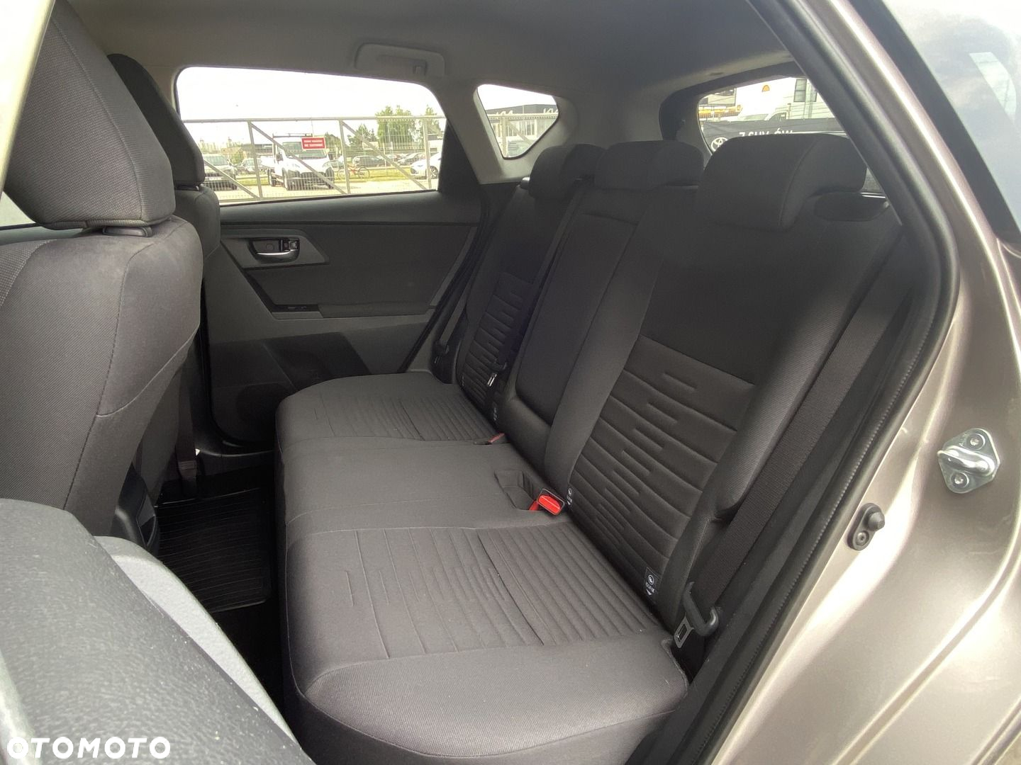 Toyota Auris 1.6 Comfort - 13