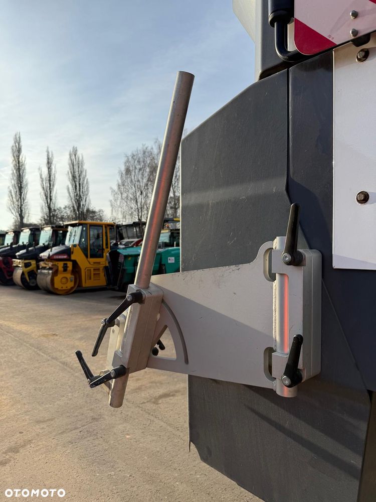 Wirtgen W 200 Fi - 22