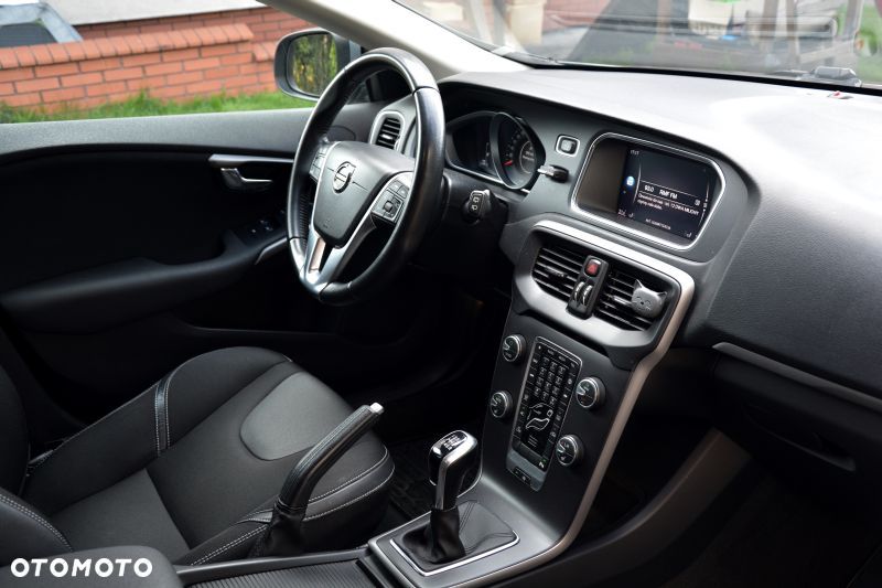 Volvo V40 T2 - 5