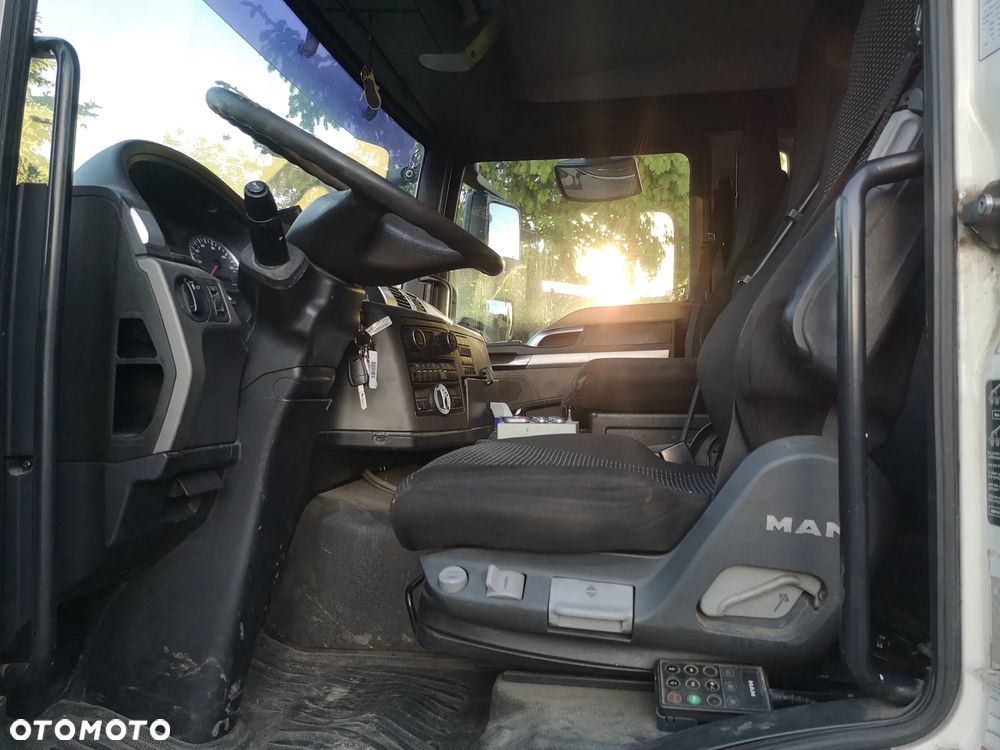 MAN TGS 28.320 Polewaczka Myjka Karcher - 7
