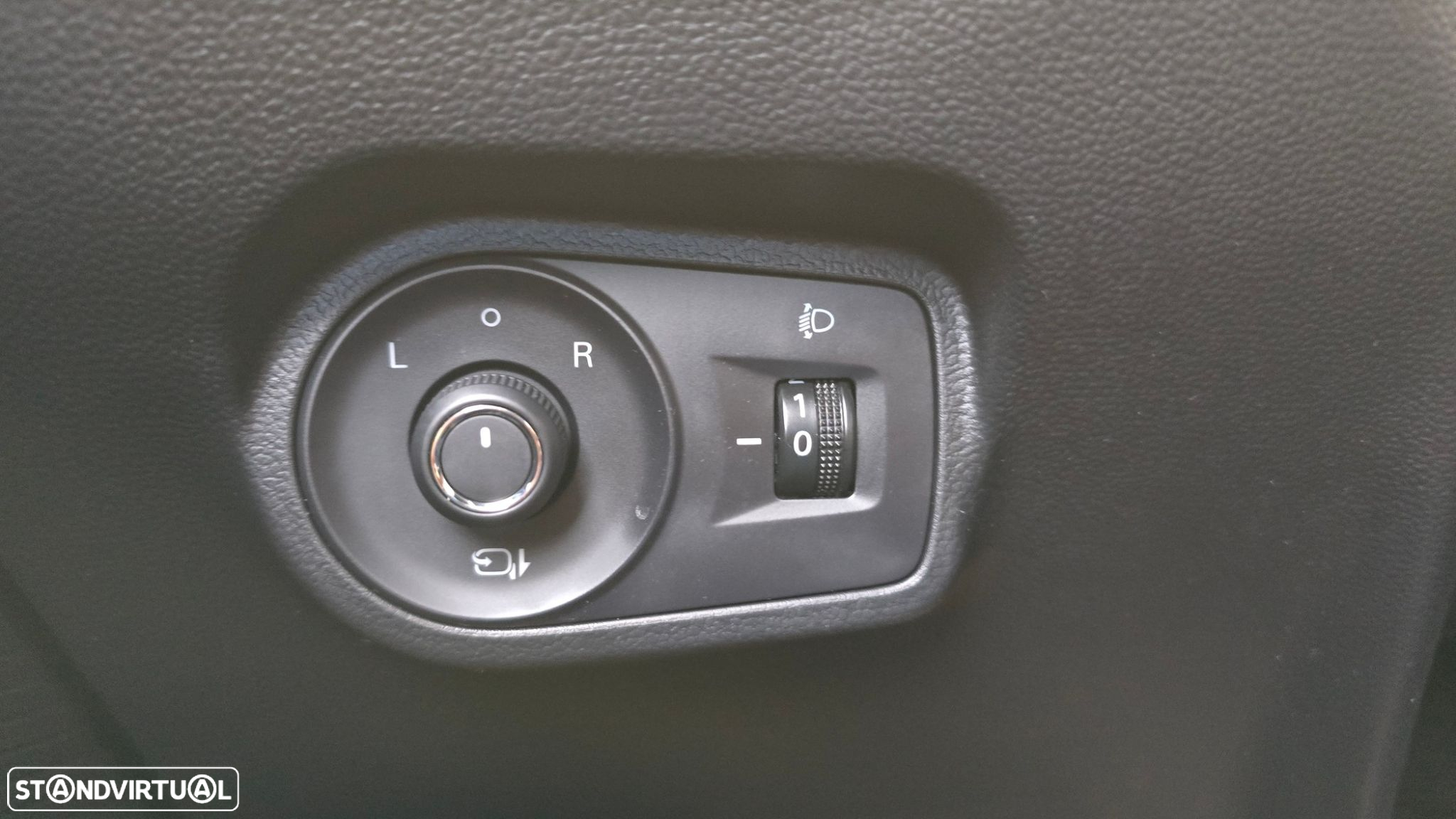 MG MG4 64 kWh Luxury - 11