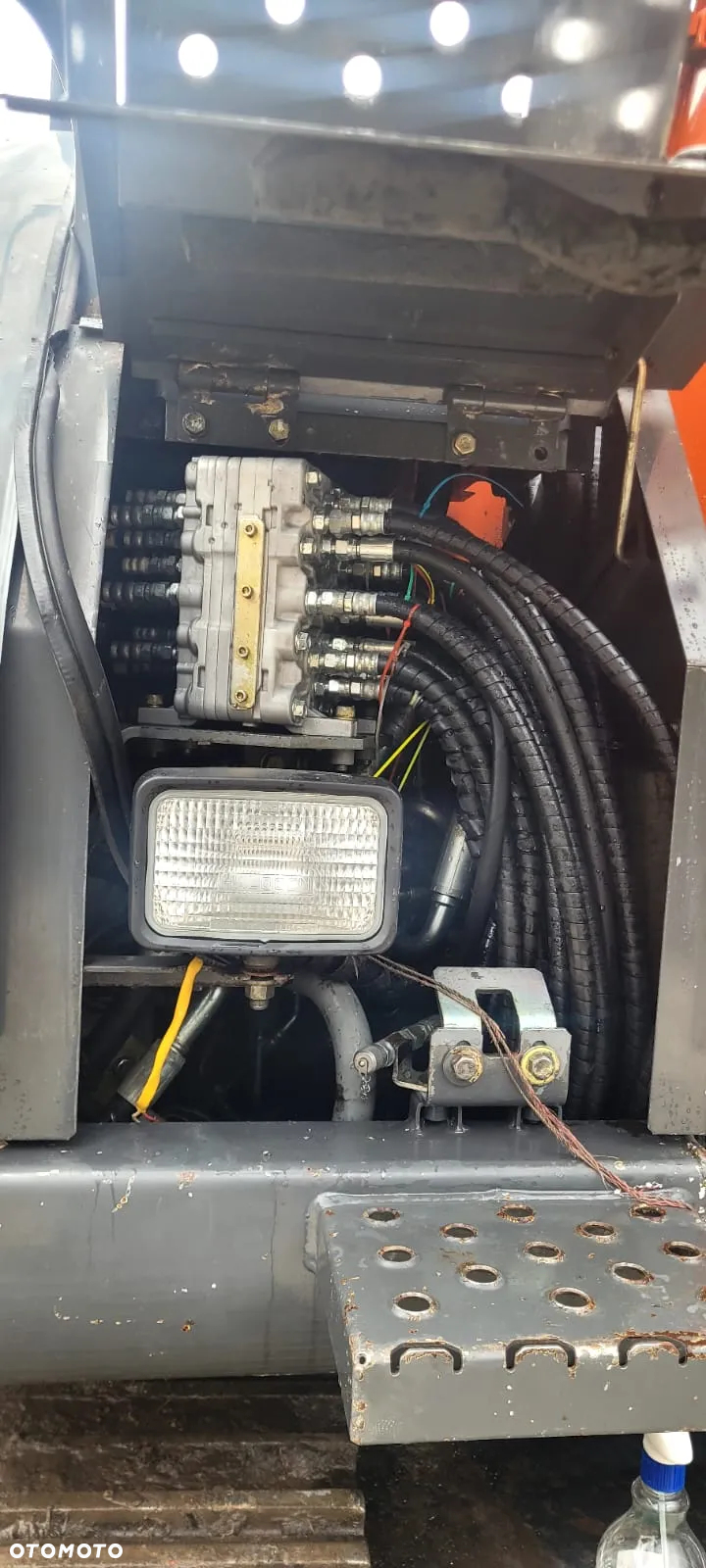 Hitachi ZX225 - 3