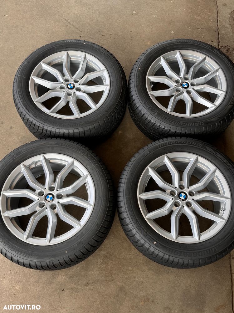 Vând jante originale BMW X5 G05 pe 19” noi cu anvelope noi de iarnă
