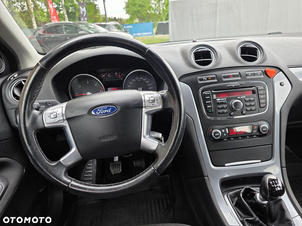 Ford Mondeo - 11