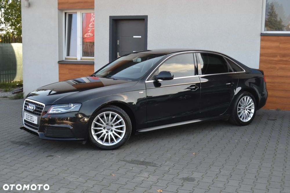 Audi A4 2010 photo 2