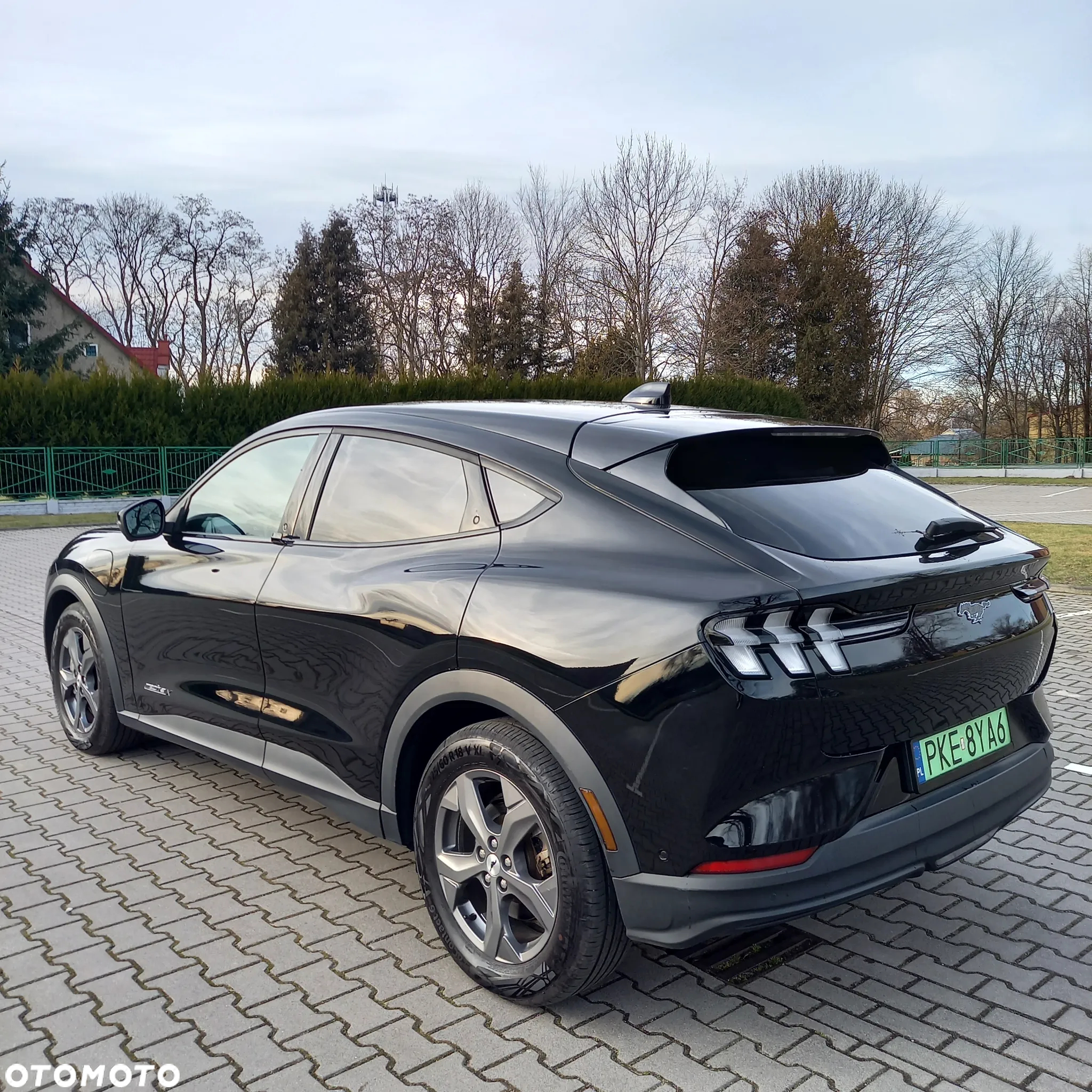 Ford Mustang Mach-E 98kWh RWD Premium - 5
