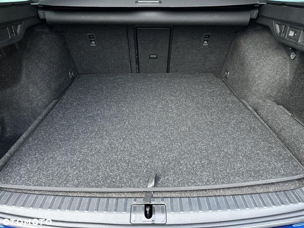 Skoda Octavia 2.0 TDI RS DSG - 9