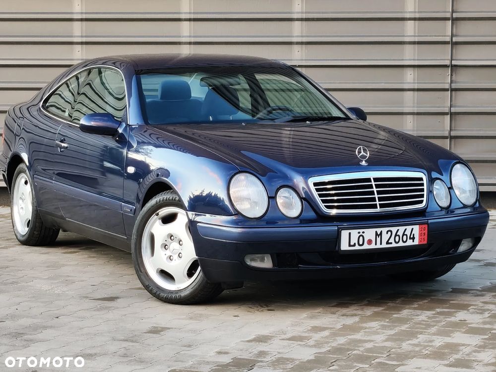 Mercedes-Benz CLK - 10