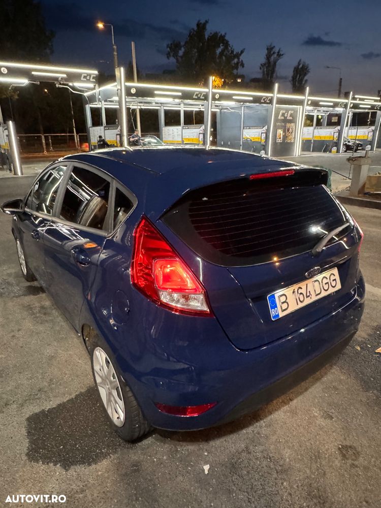 Ford Fiesta - 4