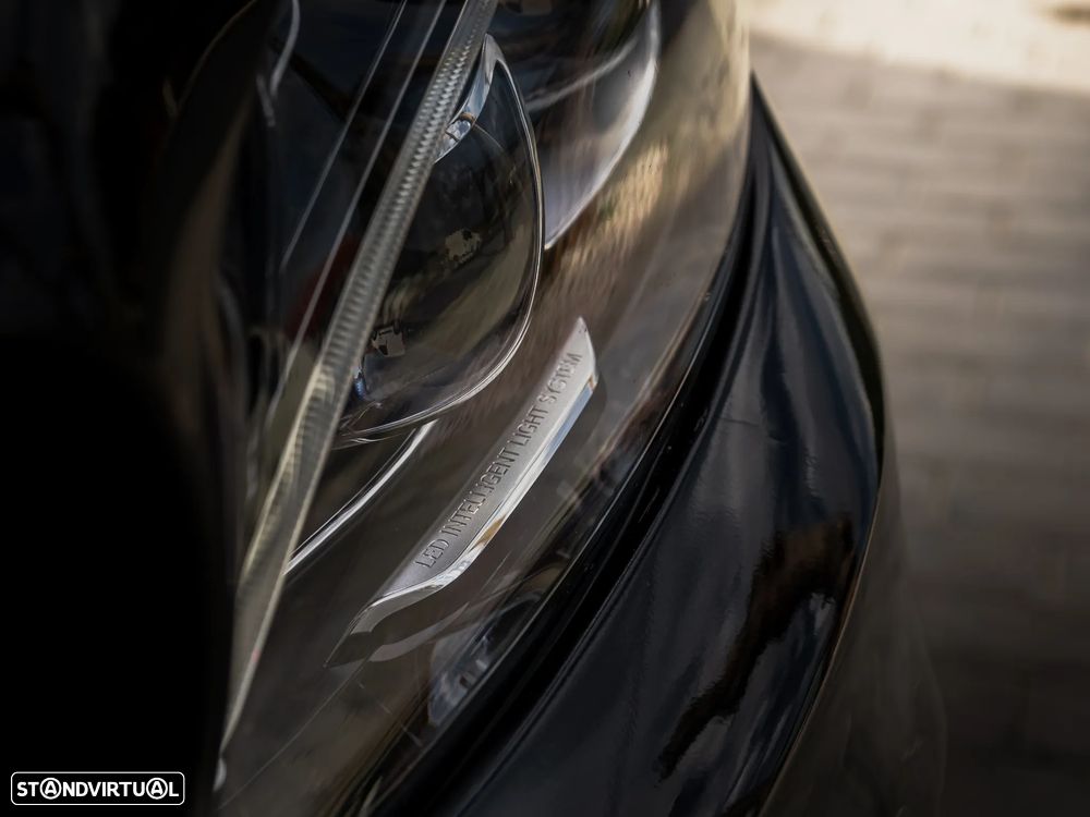 Mercedes-Benz C 63 AMG S - 54