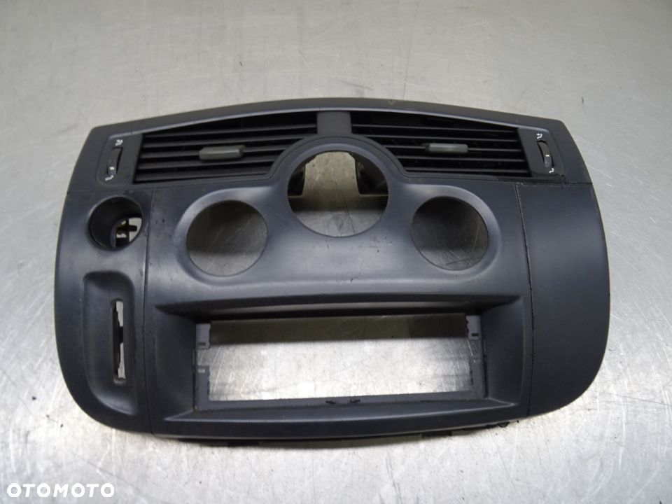 RENAULT GRAND SCENIC II 03-06 PANEL RAMKA ŚRODKOWA RADIA 8200140720 - 1