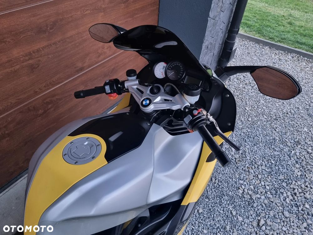 BMW K - 19