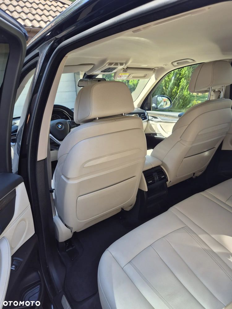 BMW X5 xDrive25d - 14