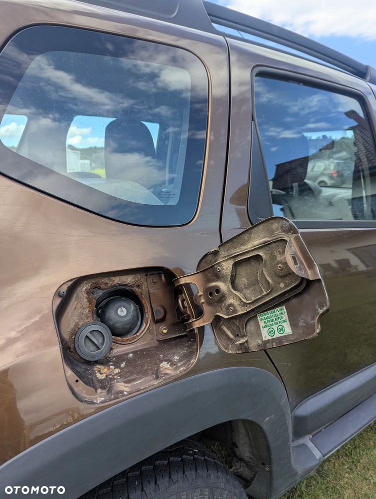 Dacia Duster 1.6 Laureate 4x4 - 5