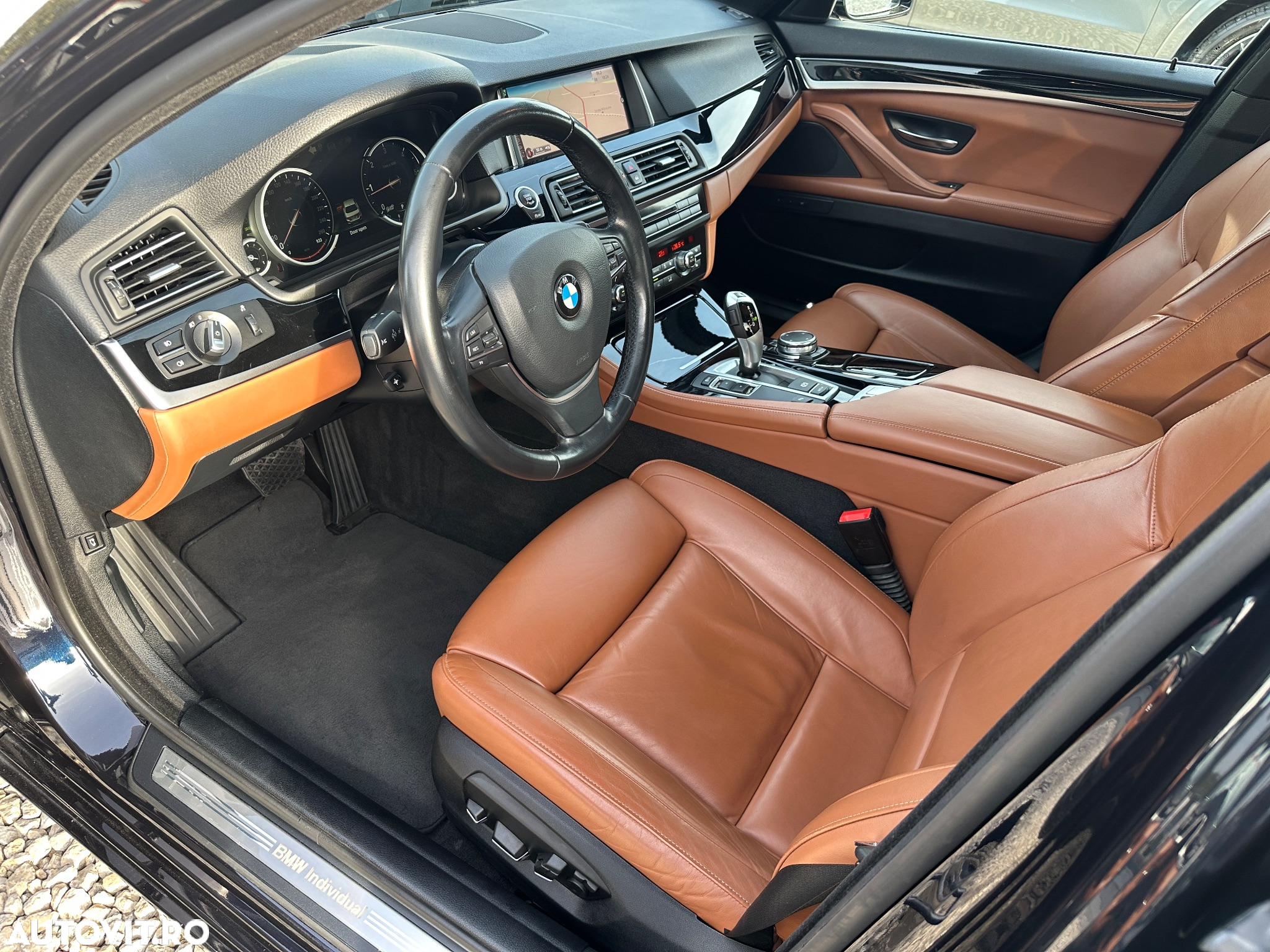 BMW Seria 5 520d AT - 7