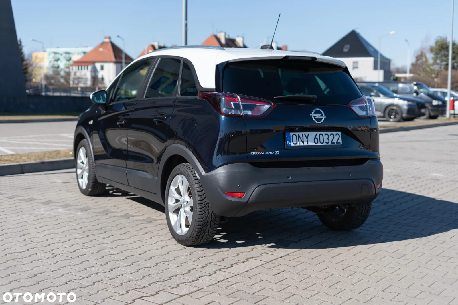 Opel Crossland X - 10