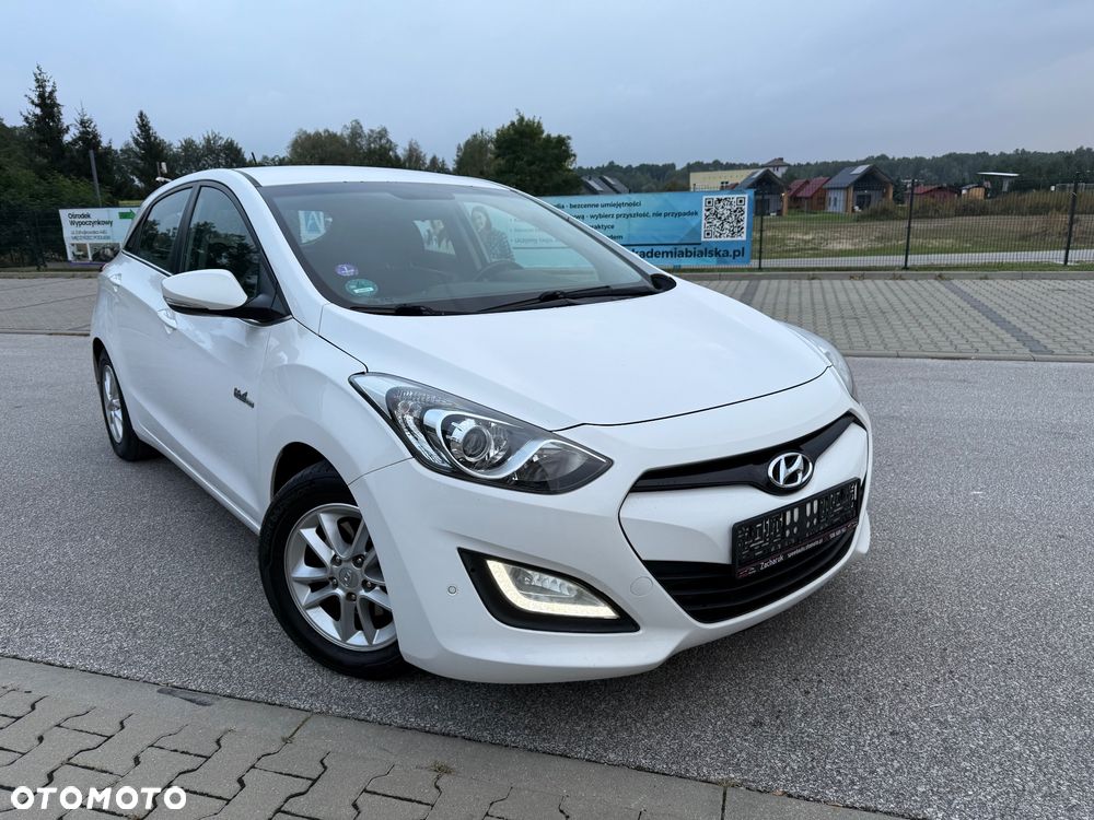 Hyundai i30 blue 1.6 GDI YES Gold - 10