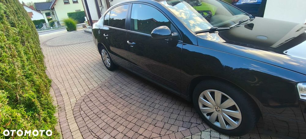 Volkswagen Passat - 6