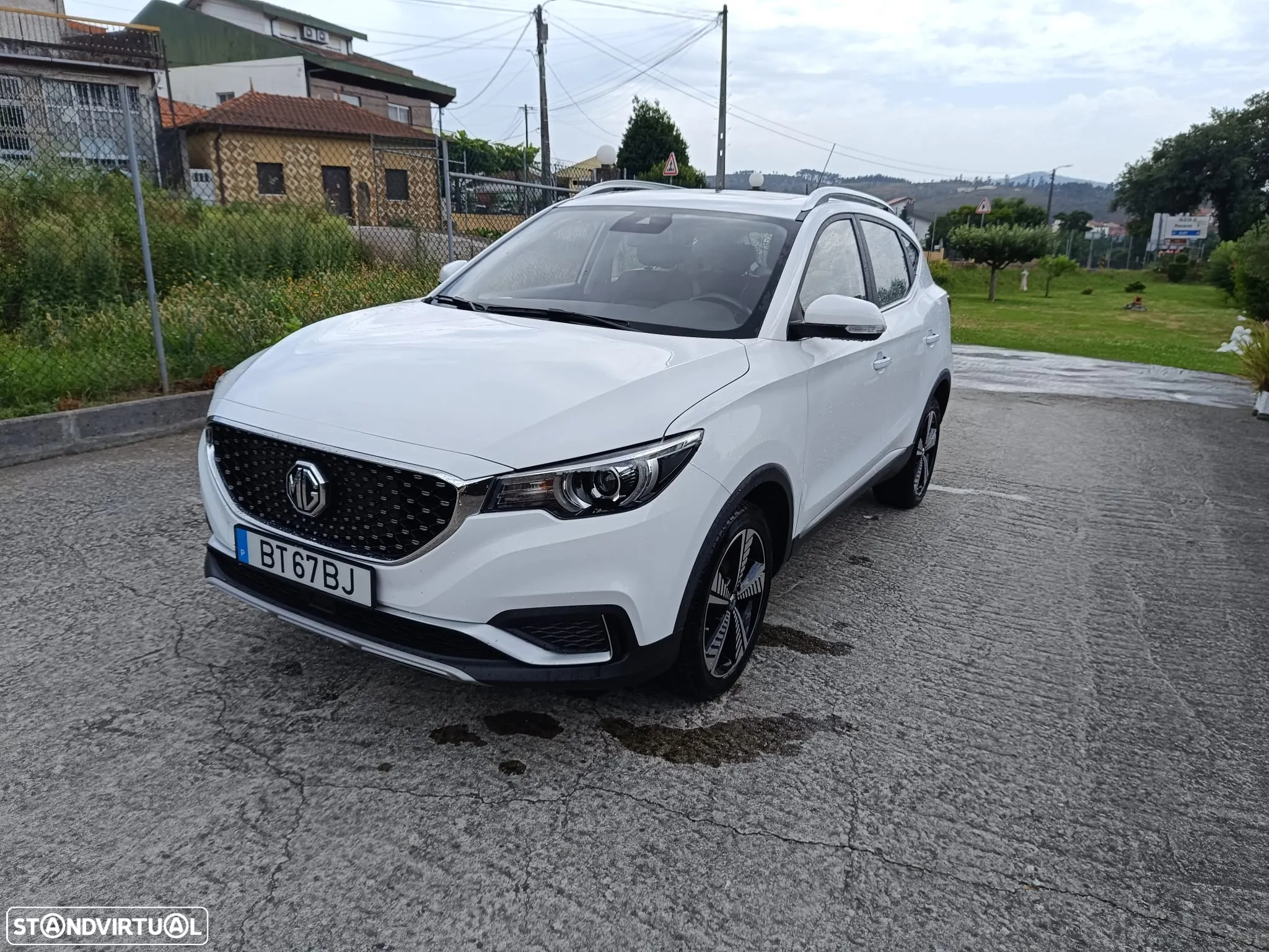 MG ZS EV 44.5 kWh Luxury - 2