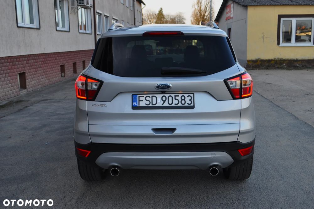 Ford Kuga 2.0 TDCi 4x4 Titanium - 8