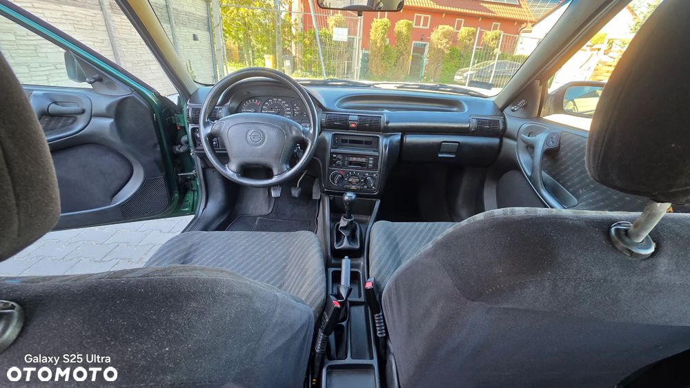 Opel Astra 1.4 Fresh - 11