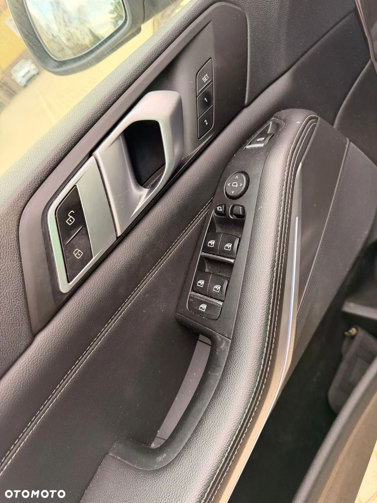 BMW X5 xDrive25d Sport-Aut - 6