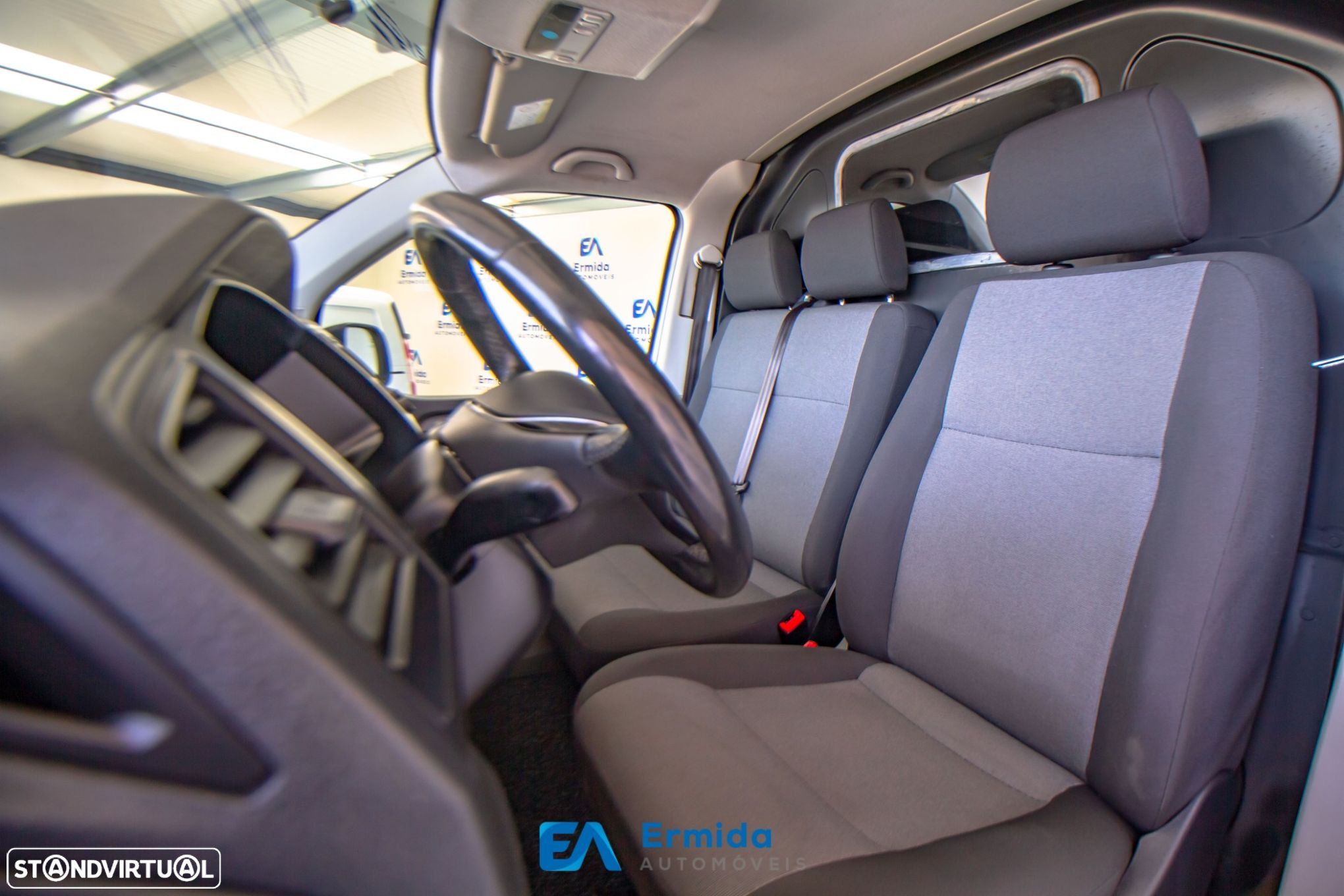 VW Transporter 2.0 TDi 102 Extra AC BlueMotion - 25