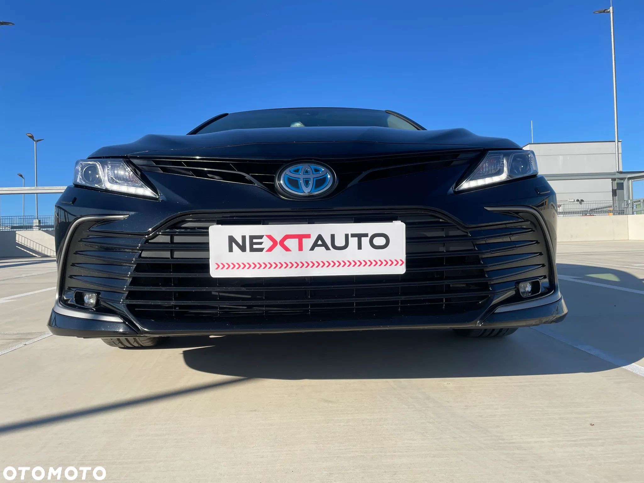 Toyota Camry 2.5 Hybrid Prestige CVT - 3