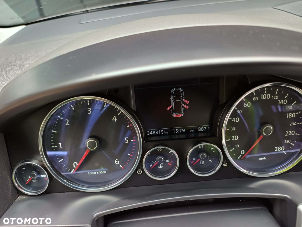 Volkswagen Touareg 2.5 R5 TDI DPF Tiptr - 12