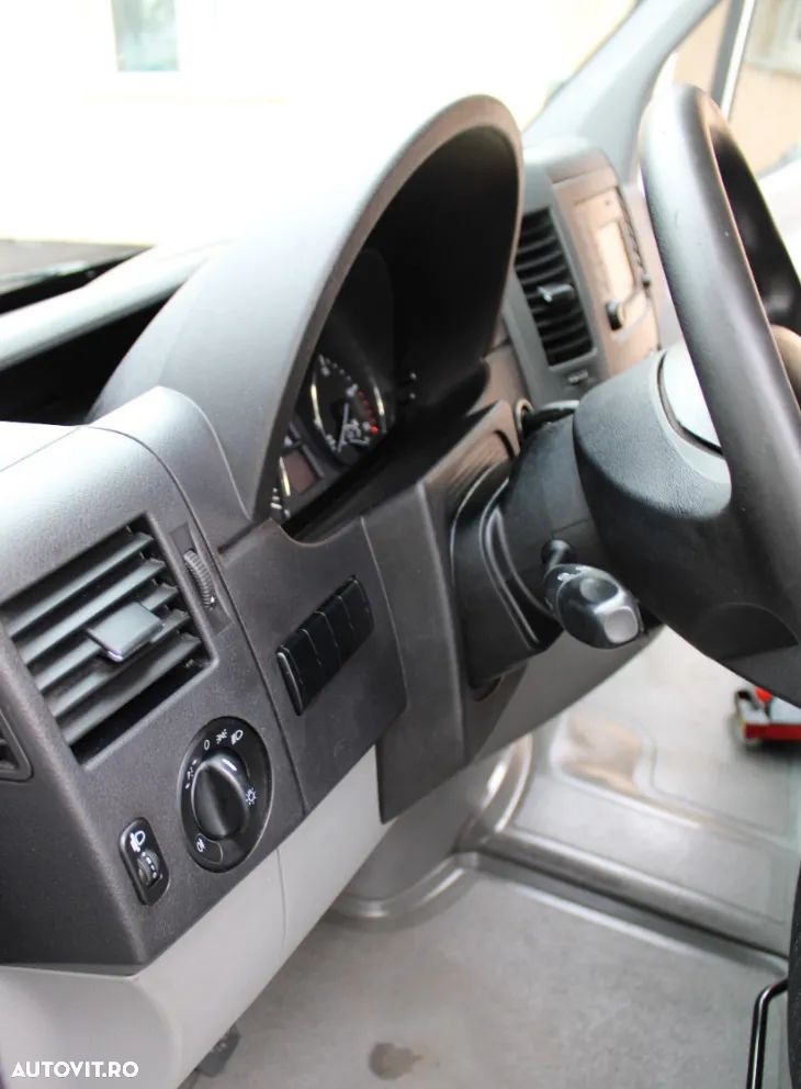 Mercedes-Benz sprinter - 9