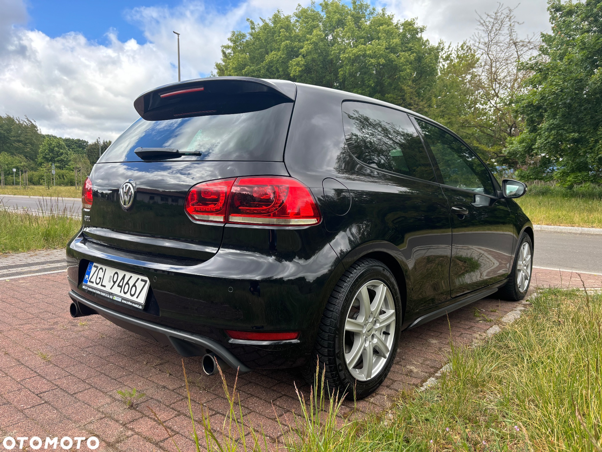 Volkswagen Golf VI 2.0 TSI GTI - 3