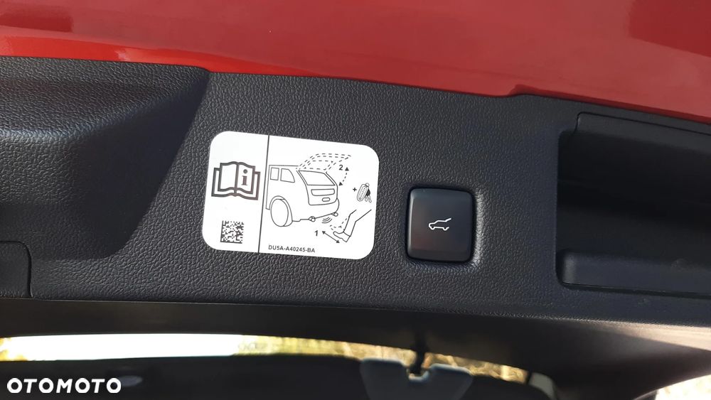 Ford Kuga 2.5P PHEV FWD ST-Line X - 18