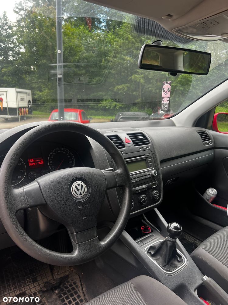 Volkswagen Golf - 10