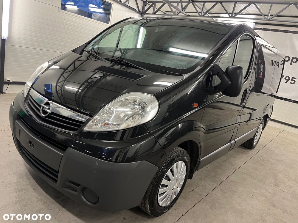 Opel Vivaro - 12