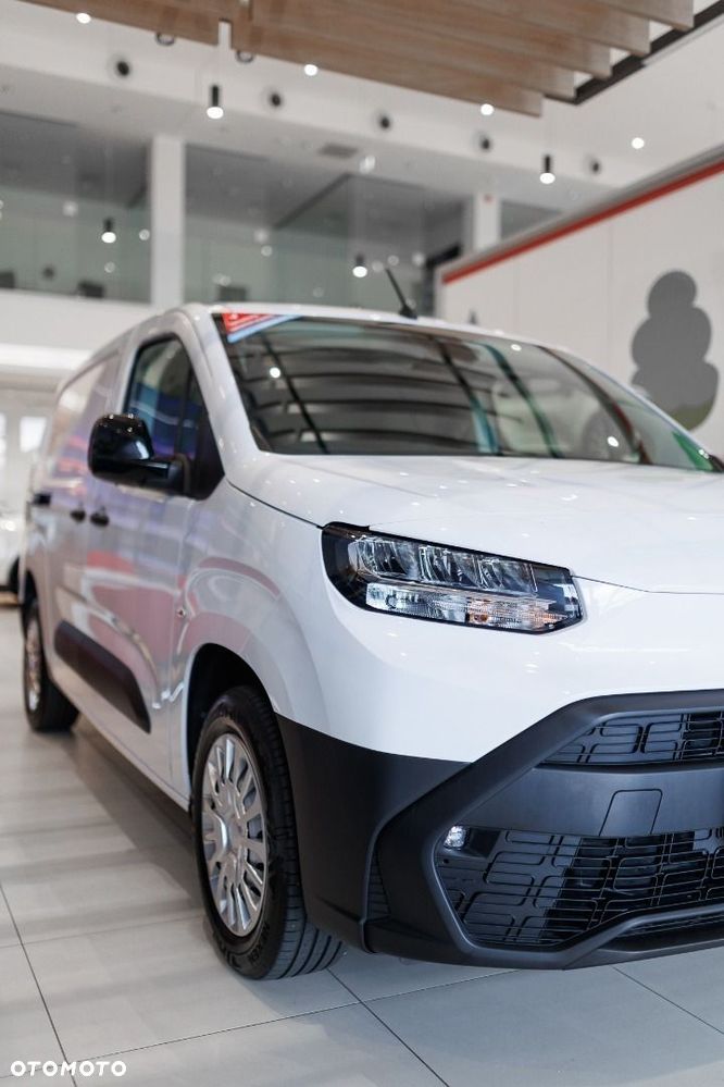 Toyota Proace City - 12