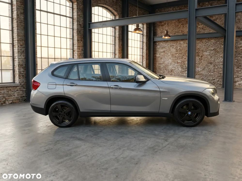 BMW X1 sDrive18d xLine - 4