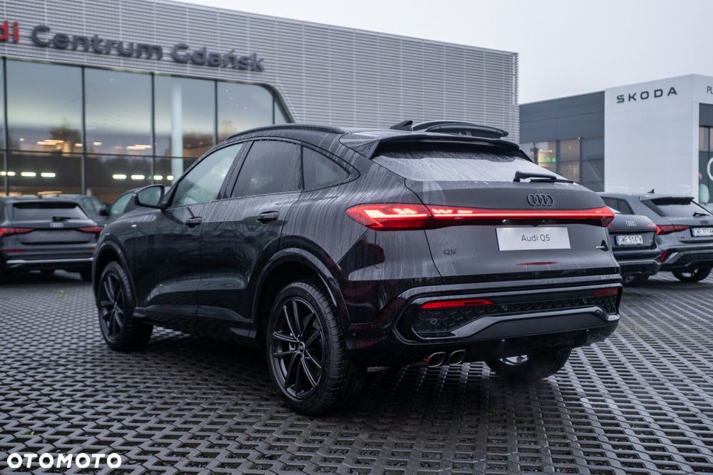 Audi Q5 Sportback - 5