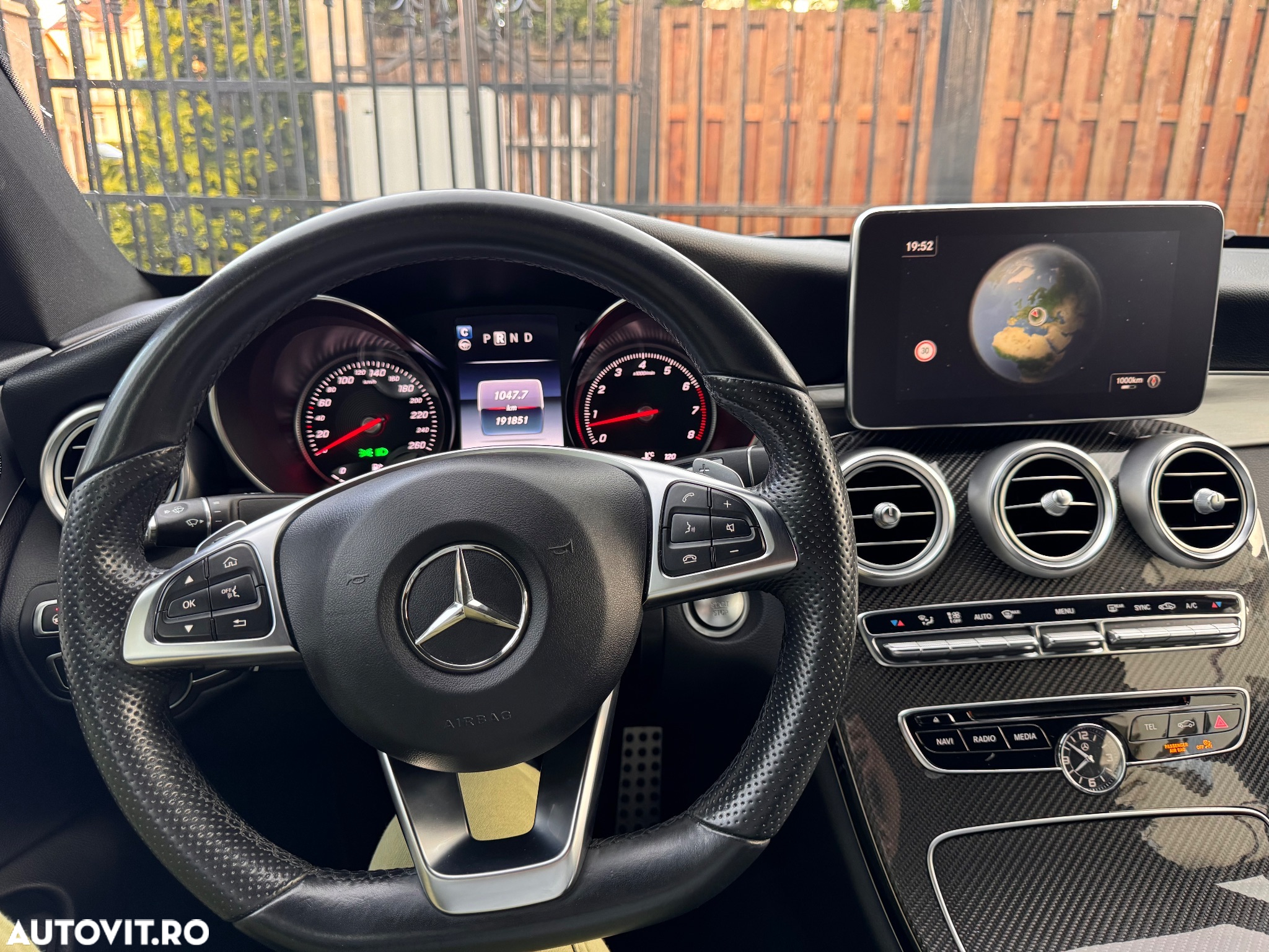Mercedes-Benz C 250 Cabrio 9G-TRONIC AMG Line - 11