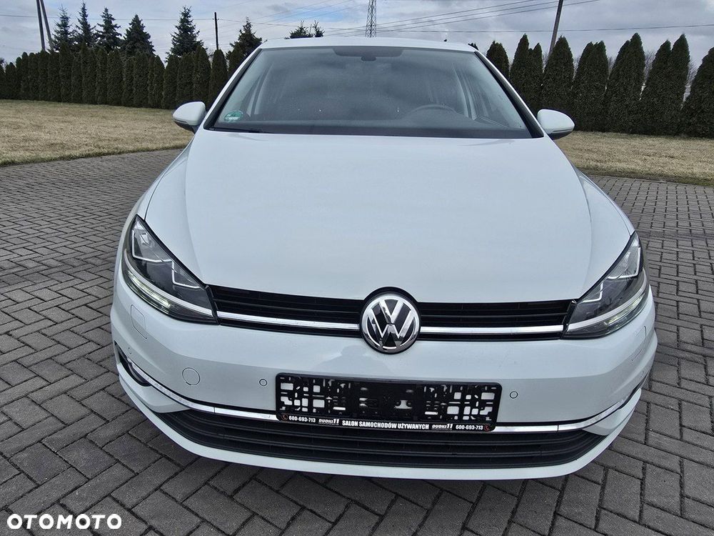 Volkswagen Golf - 5