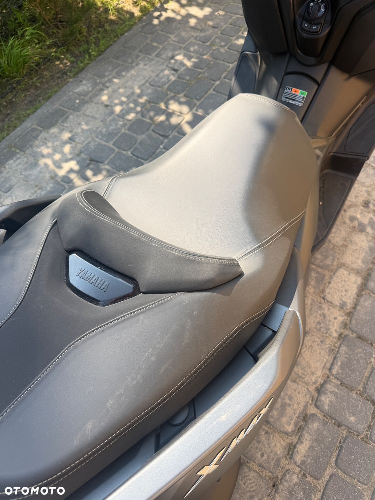 Yamaha X-max - 17