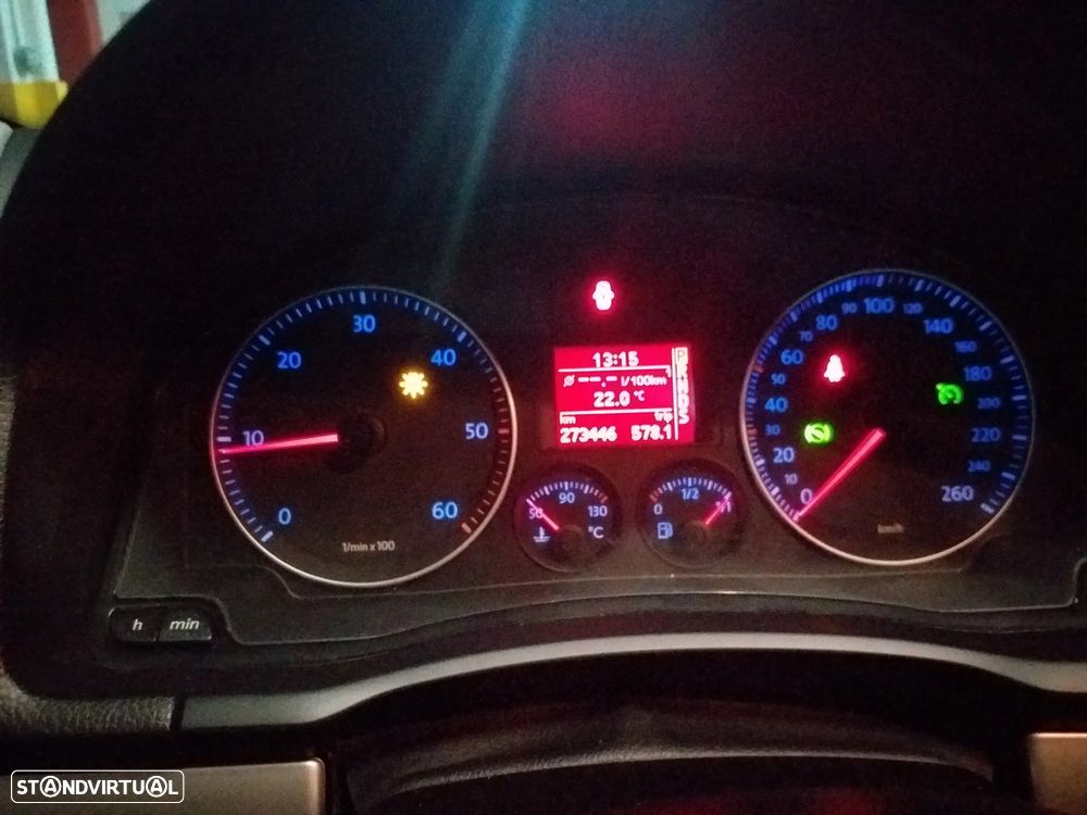 VW Golf 1.9 TDi Confortline DSG - 10