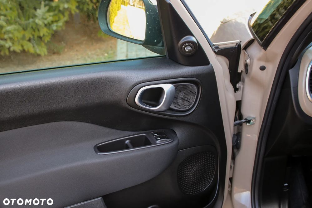 Fiat 500L 1.4 16V Fresh - 29