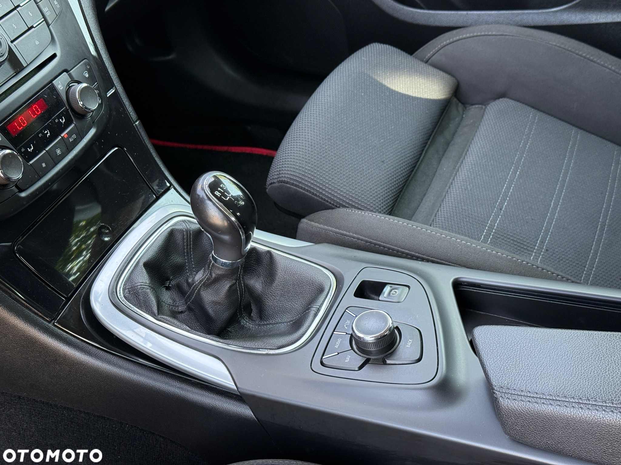 Opel Insignia 2.0 CDTI Sport - 17