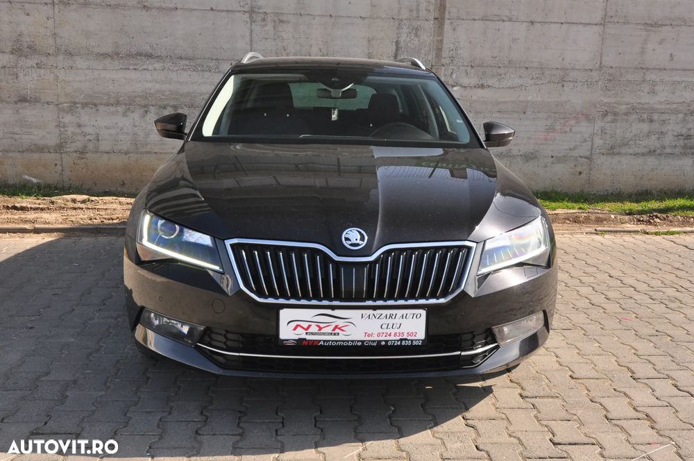 Skoda Superb 2.0 TDI 4X4 DSG Style - 9