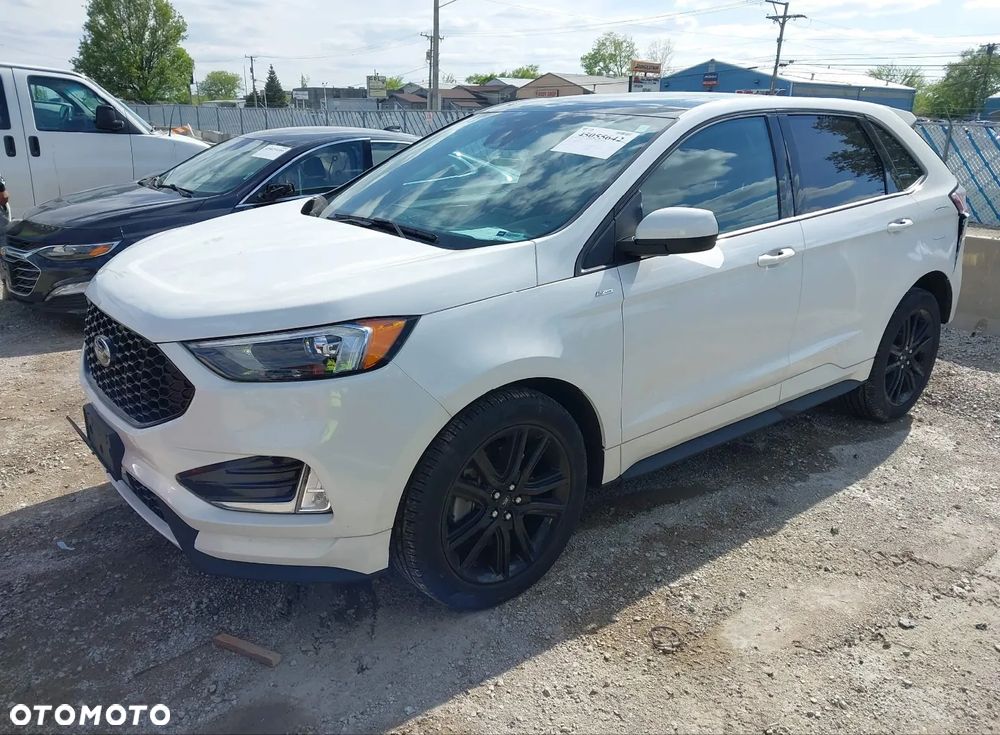 Ford Edge - 3
