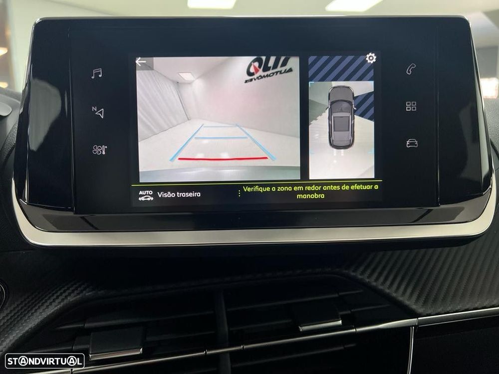 Peugeot 2008 1.2 PureTech Allure - 21