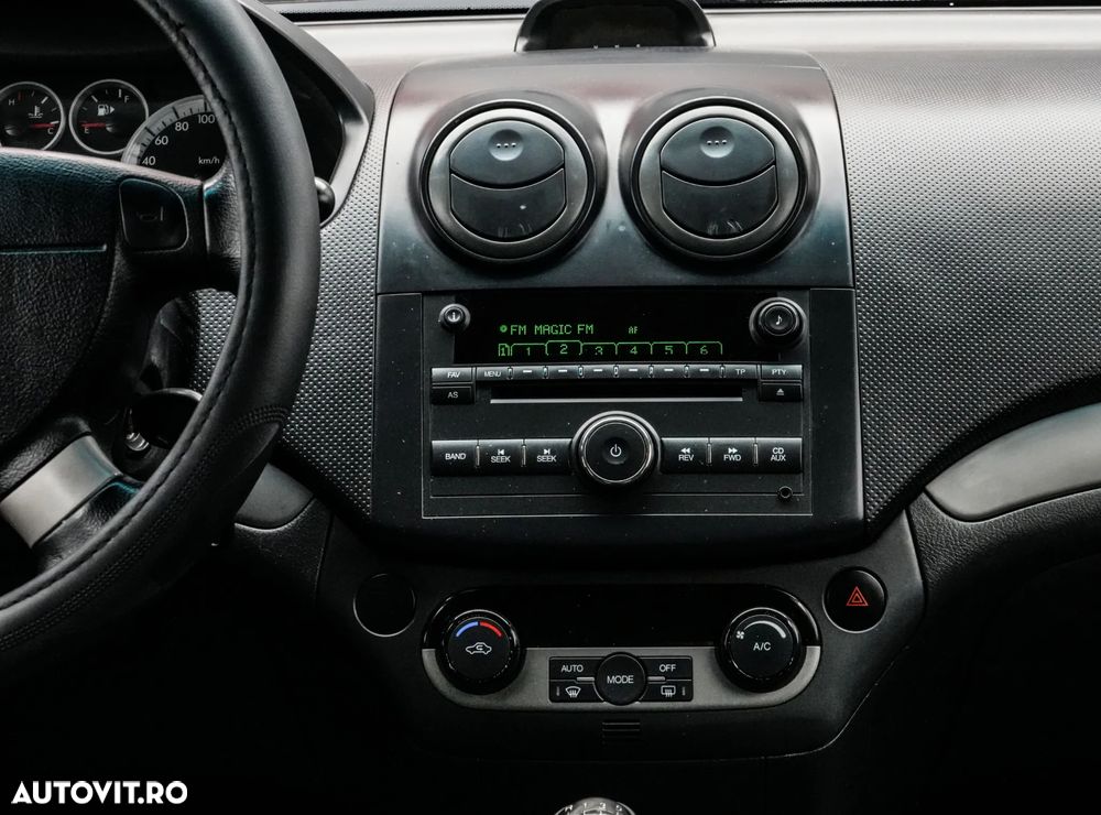 Chevrolet Aveo 1.4i Platinum - 15